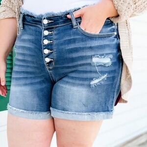 Judy Blue Button Fly Cuffed Shorts 2X